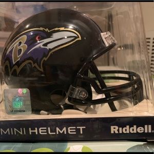 NFL Baltimore Ravens Mini Helmet